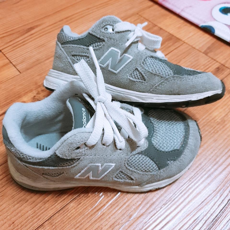 뉴발란스 아기운동화ㅡ