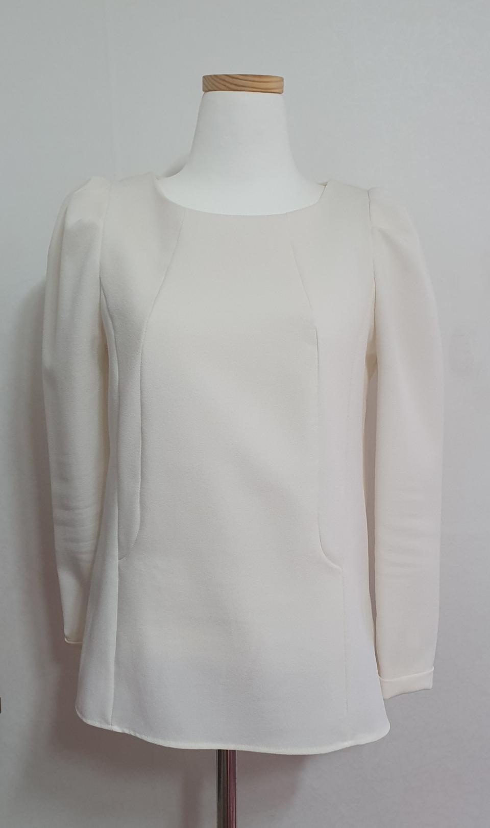 라운드블라우스(연아이보리)