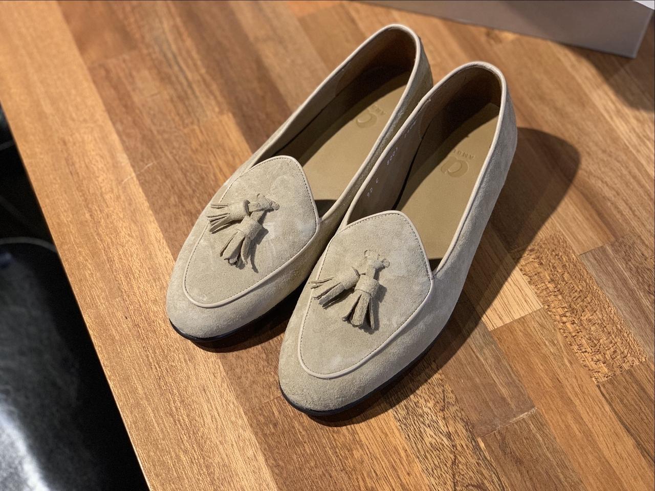 [새상품/여자수제화] 240 스웨이드 테슬로퍼