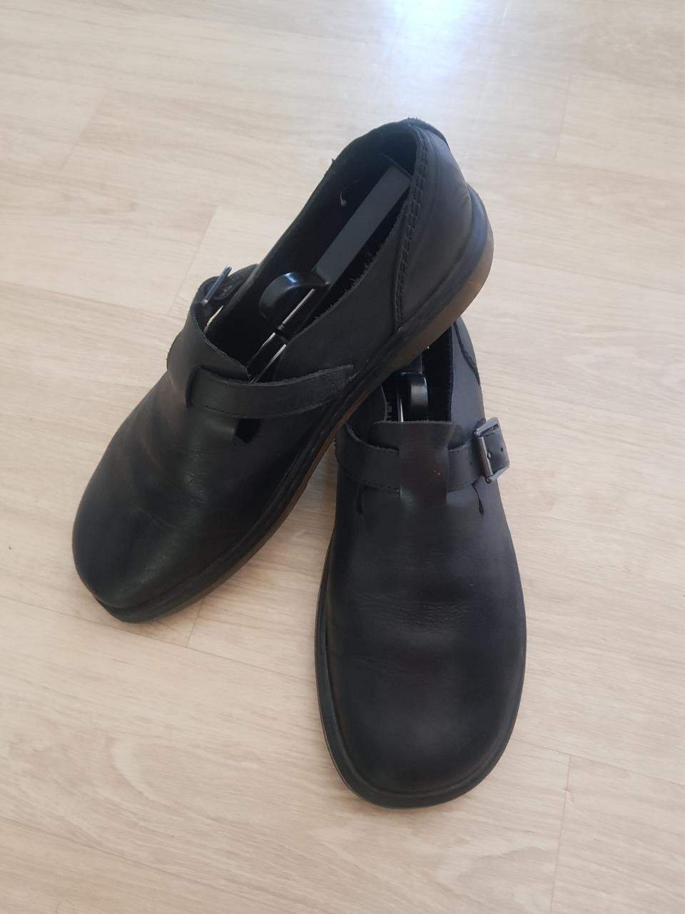 닥터마틴 페트리샤 260