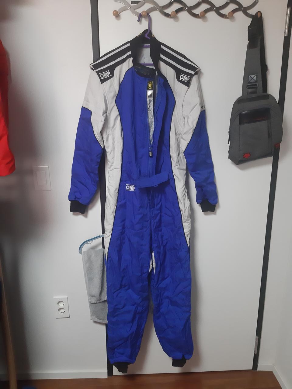 omp 레이싱카트 슈트판매
