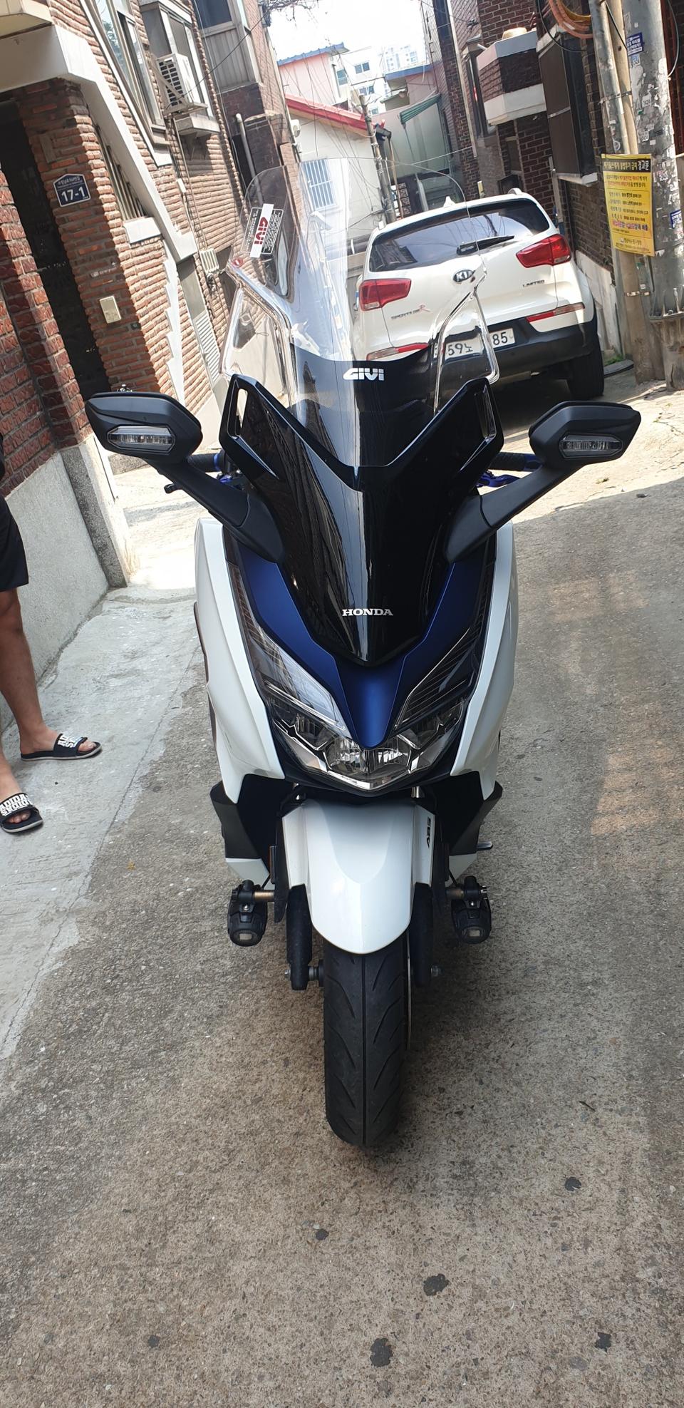 포르자300 19년식 키로수 95@@+ 580만팝니다.