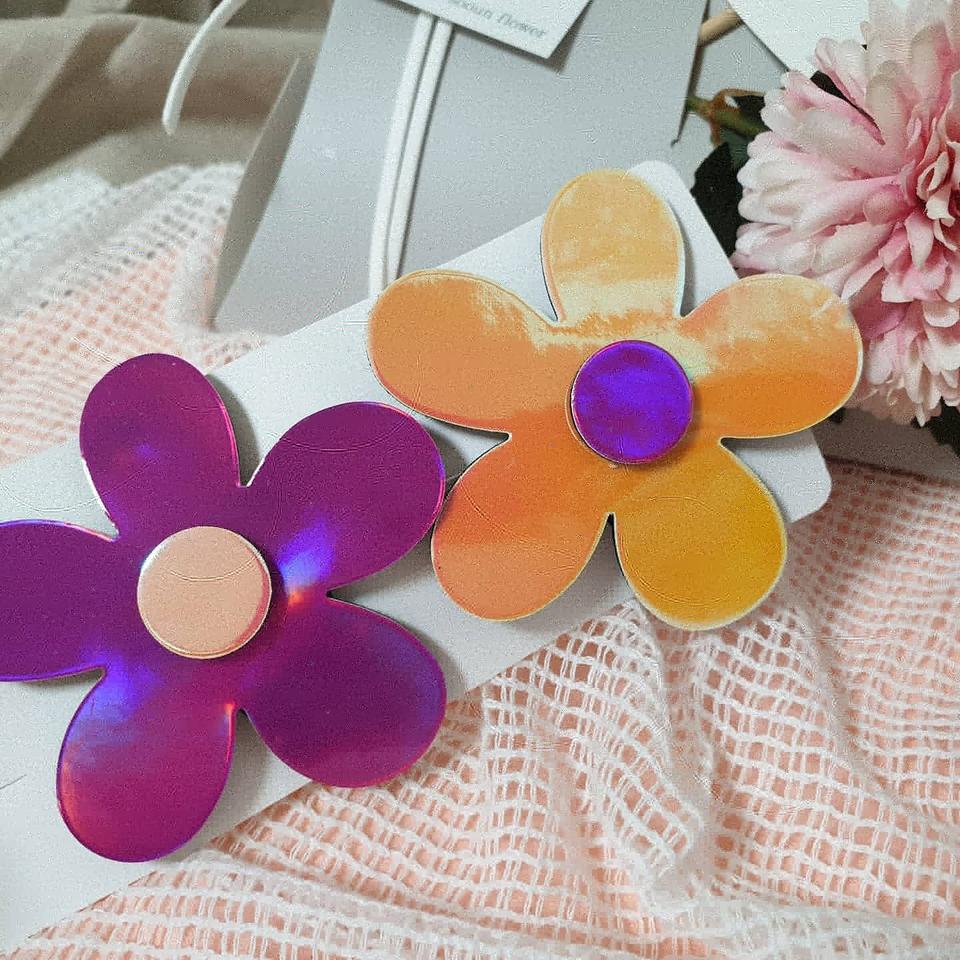 예쁜핀 홀로그램 꽃잎 똑딱삔