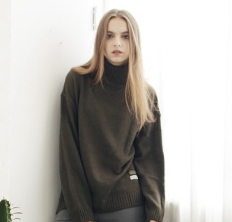 울프엔더 폴라 니트