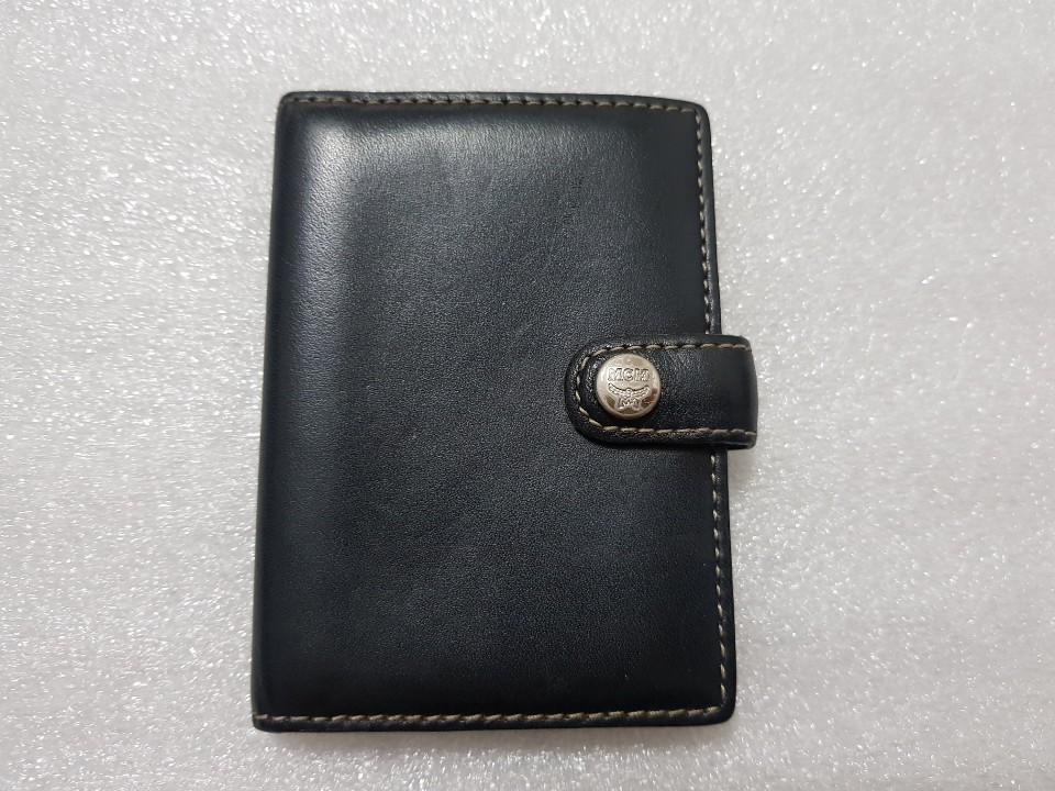 mcm 천연가죽 카드지갑