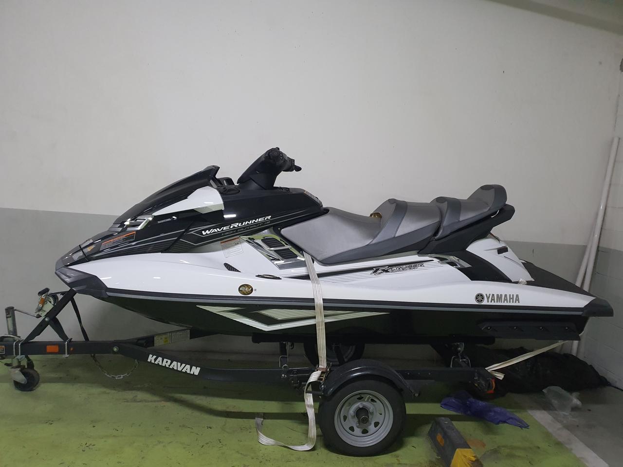 야마하fx크루즈ho. 팝니다