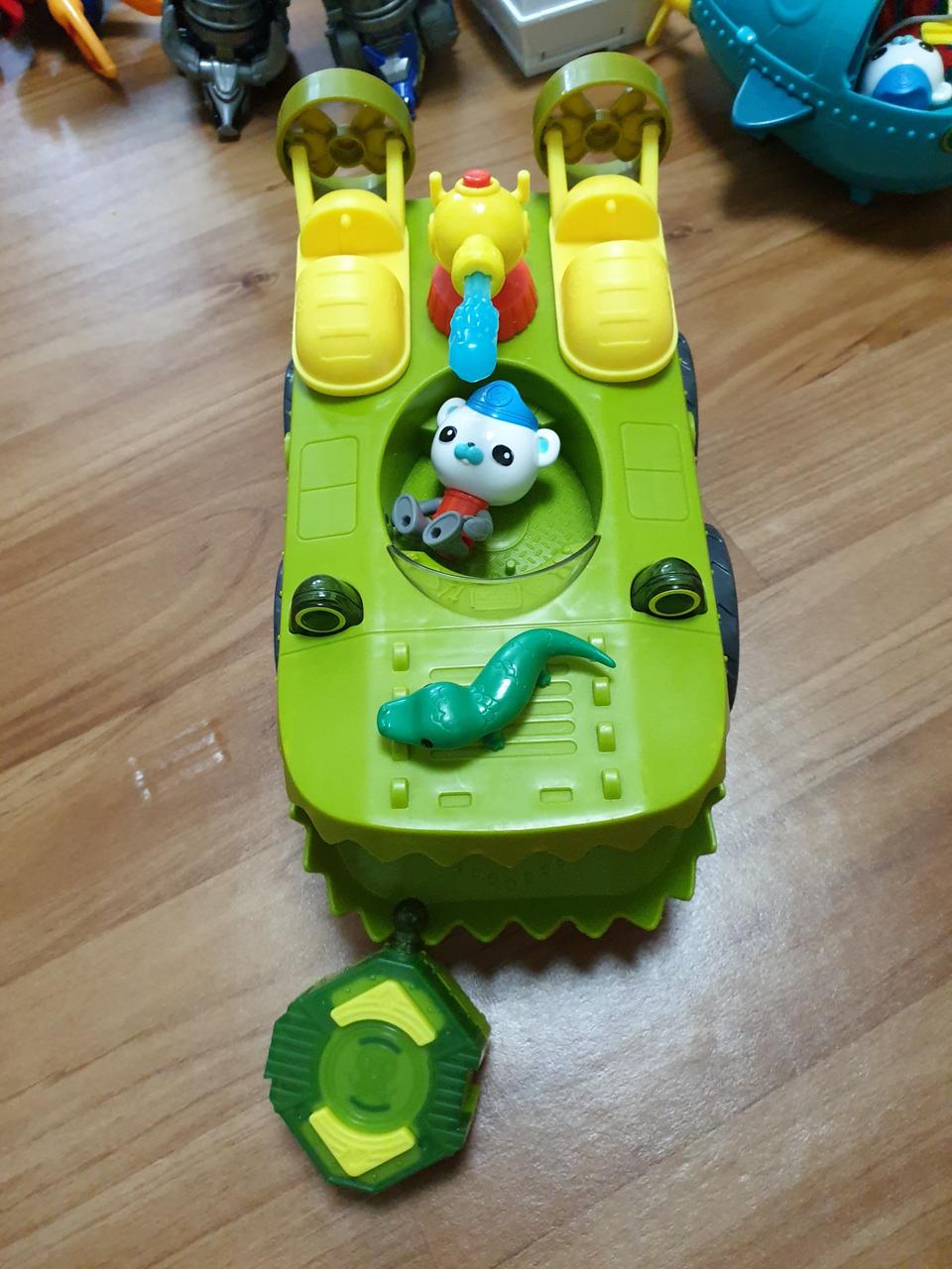 옥토넛 잠수함 (조정가능)