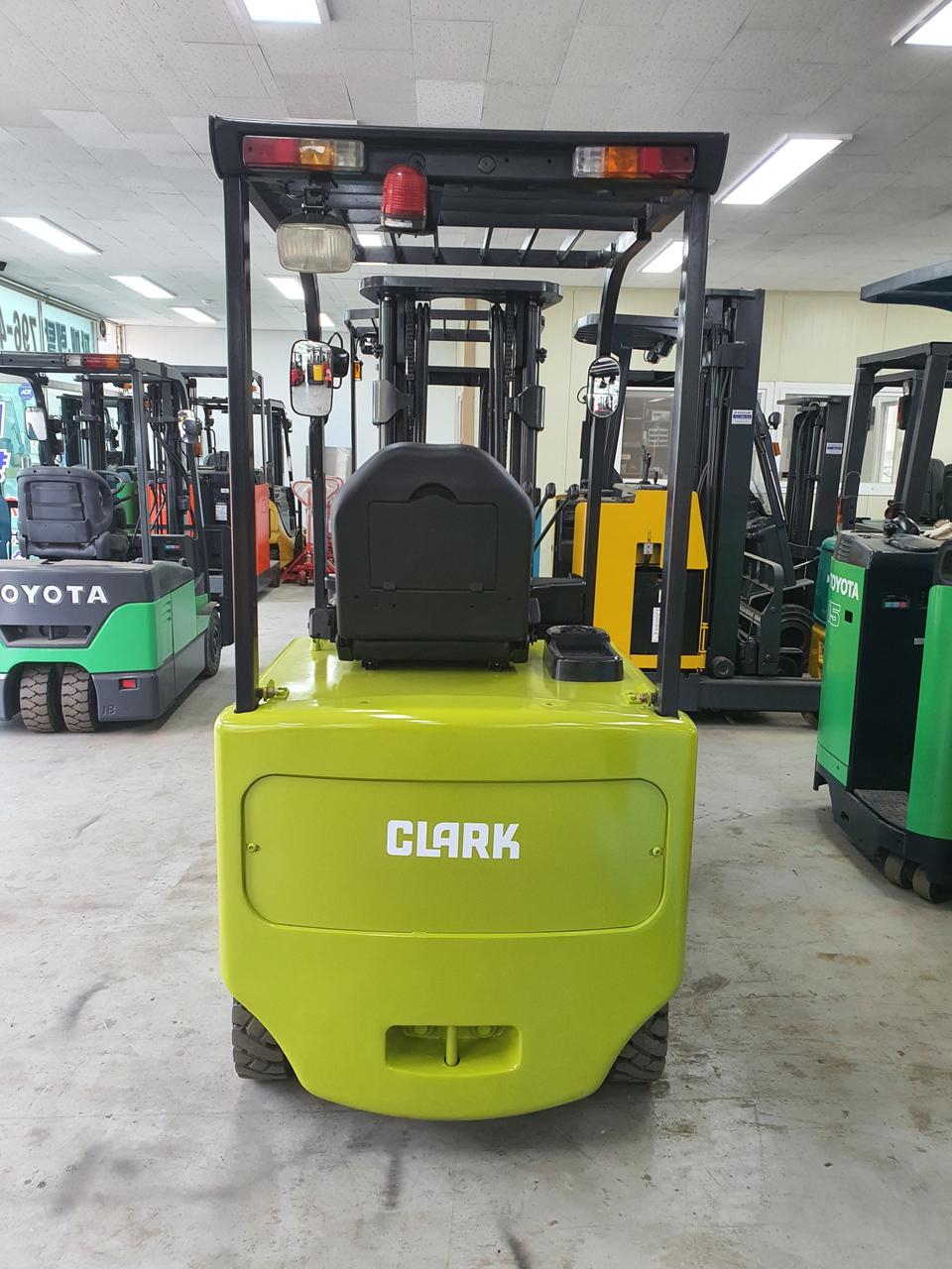 클라크전동 지게차