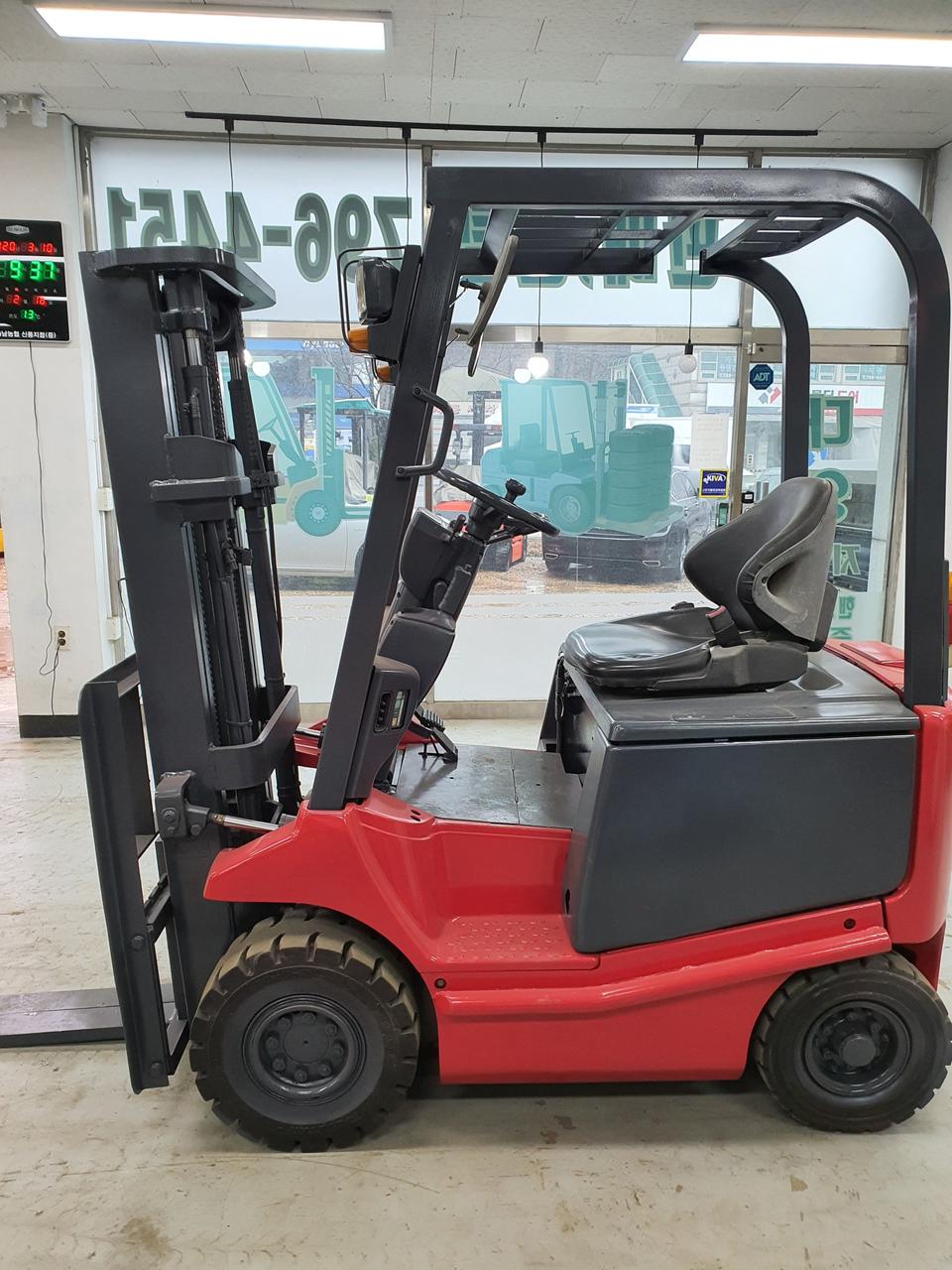 신형 니찌유 지게차