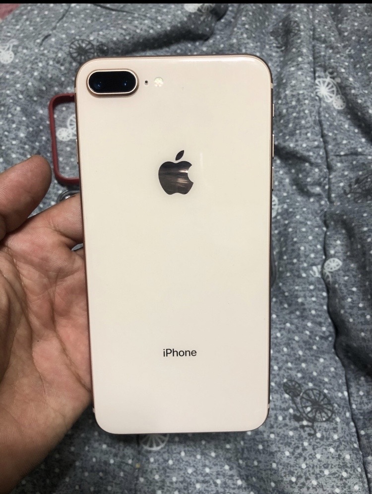 아이폰 8 플러스 64 GB 팝니다