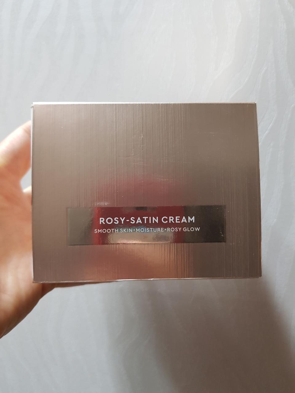 헤라 로지사틴크림 새상품 미개봉=>가격내림