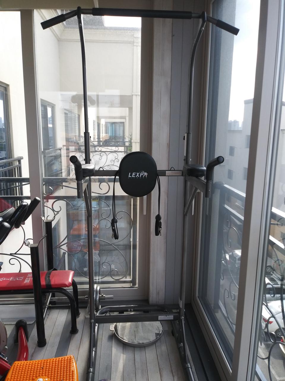 렉스파 치닝, 딥스등 여러운동가능한 운동기구팝니다!!