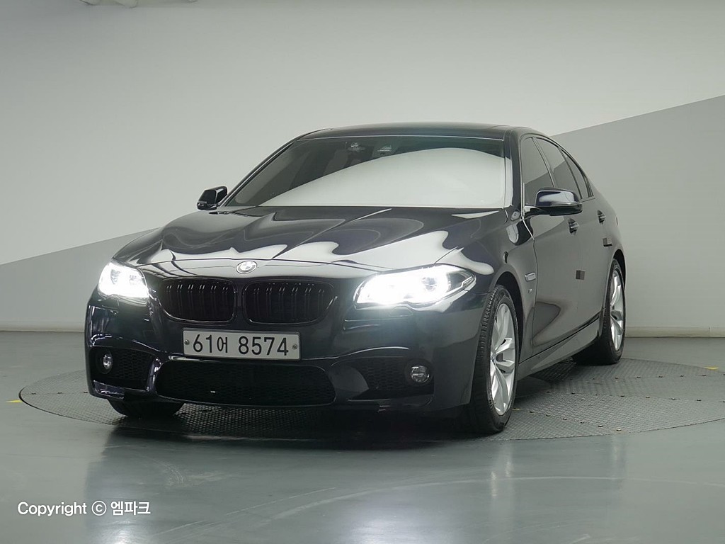 BMW 5시리즈 520d 세단 M 에어로 다이나믹