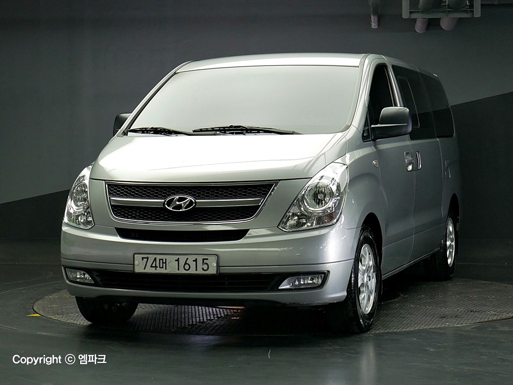 현대 그랜드 스타렉스 11인승 왜건 CVX 프리미엄