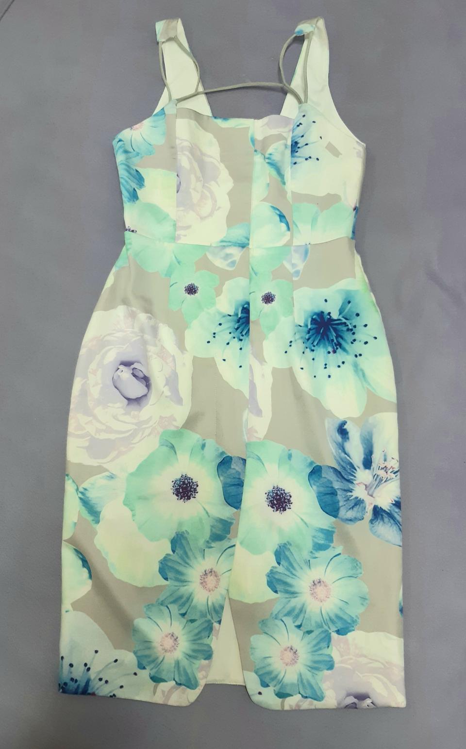 아소스 원피스 중고 판매합니다