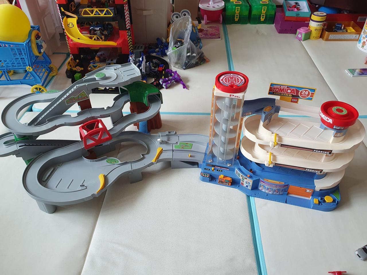 토미카  빌딩,오토 마운틴 로드세트,구블구불 마운틴드라이브