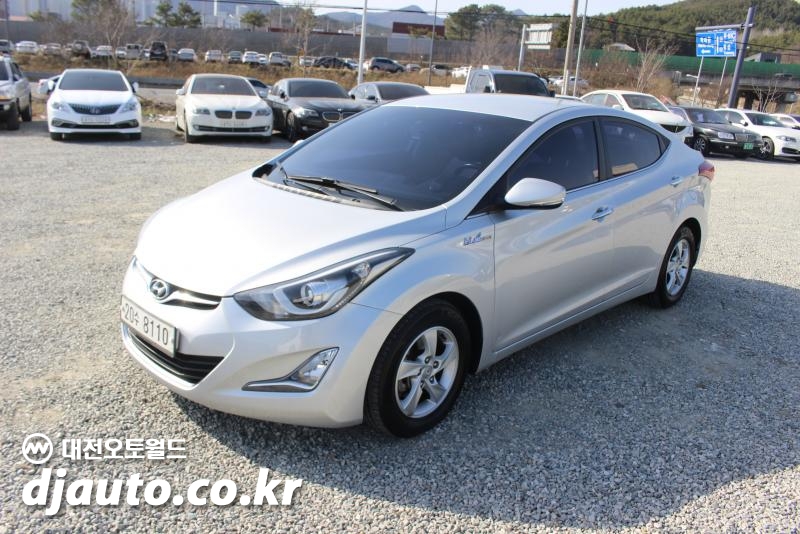 현대 더 뉴 아반떼 MD 1.6 VGT 디젤 스마트