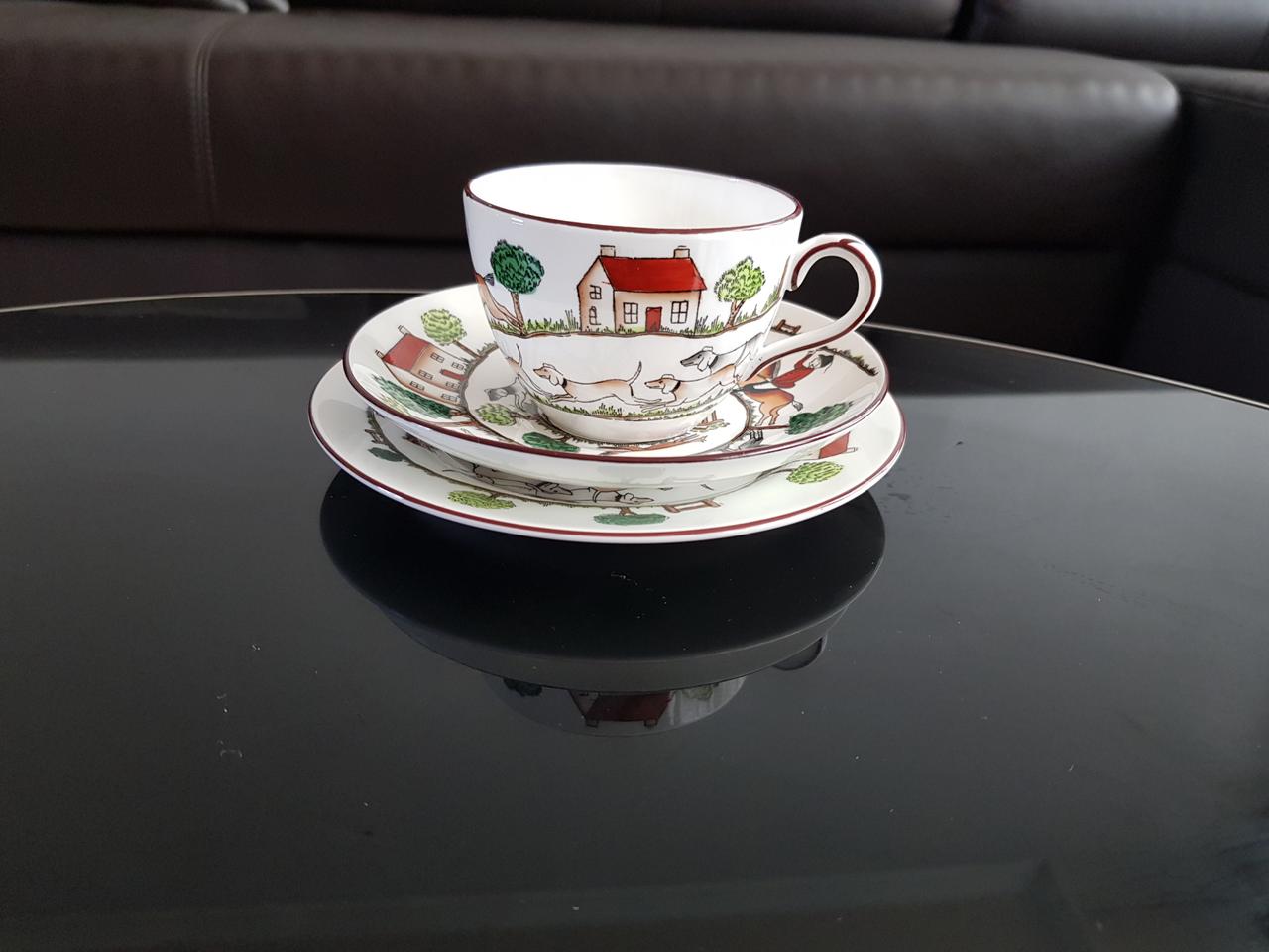 스태포드셔 헌팅씬 트리오찻잔