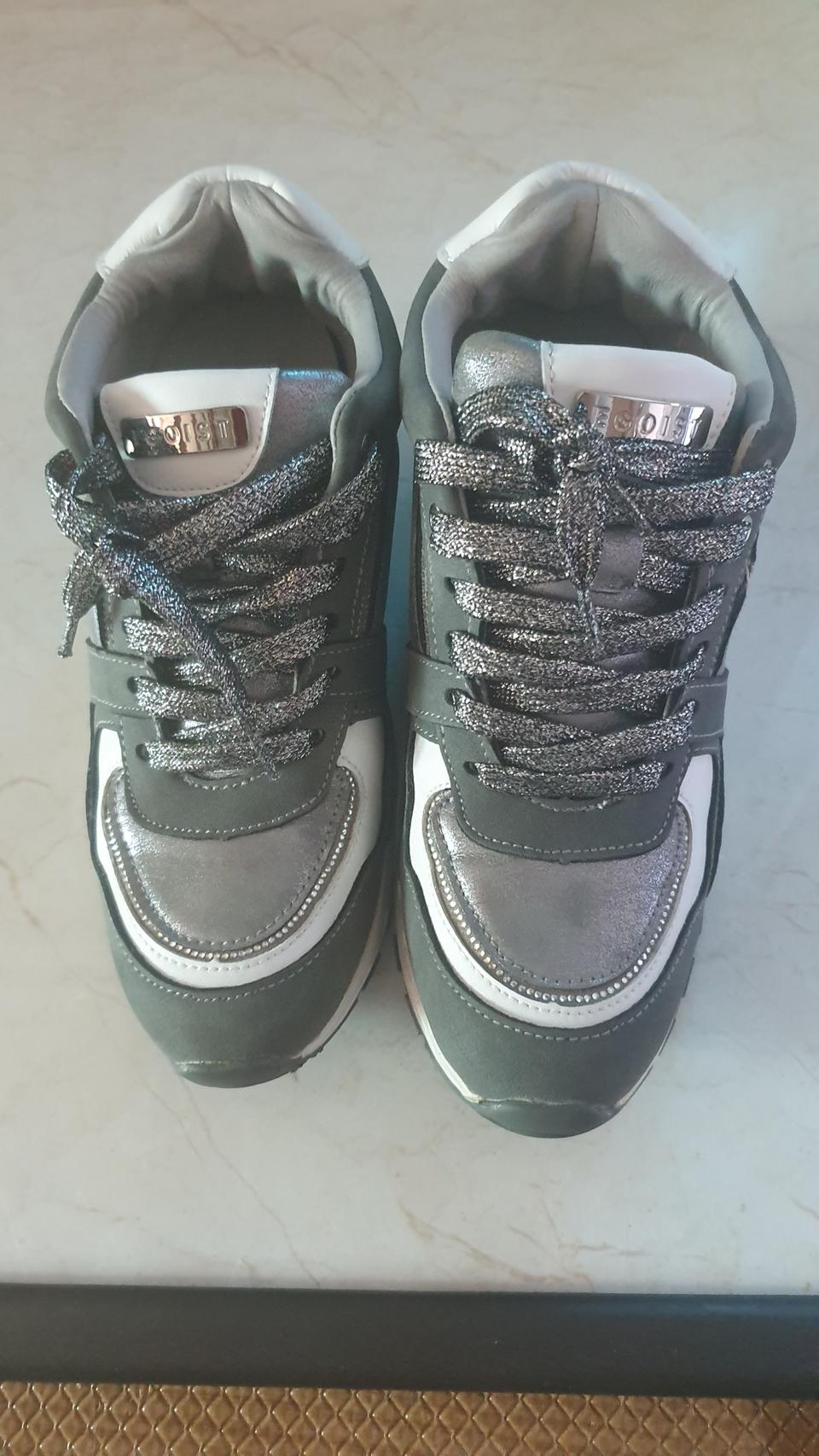 에고이스트 신발 235사이즈