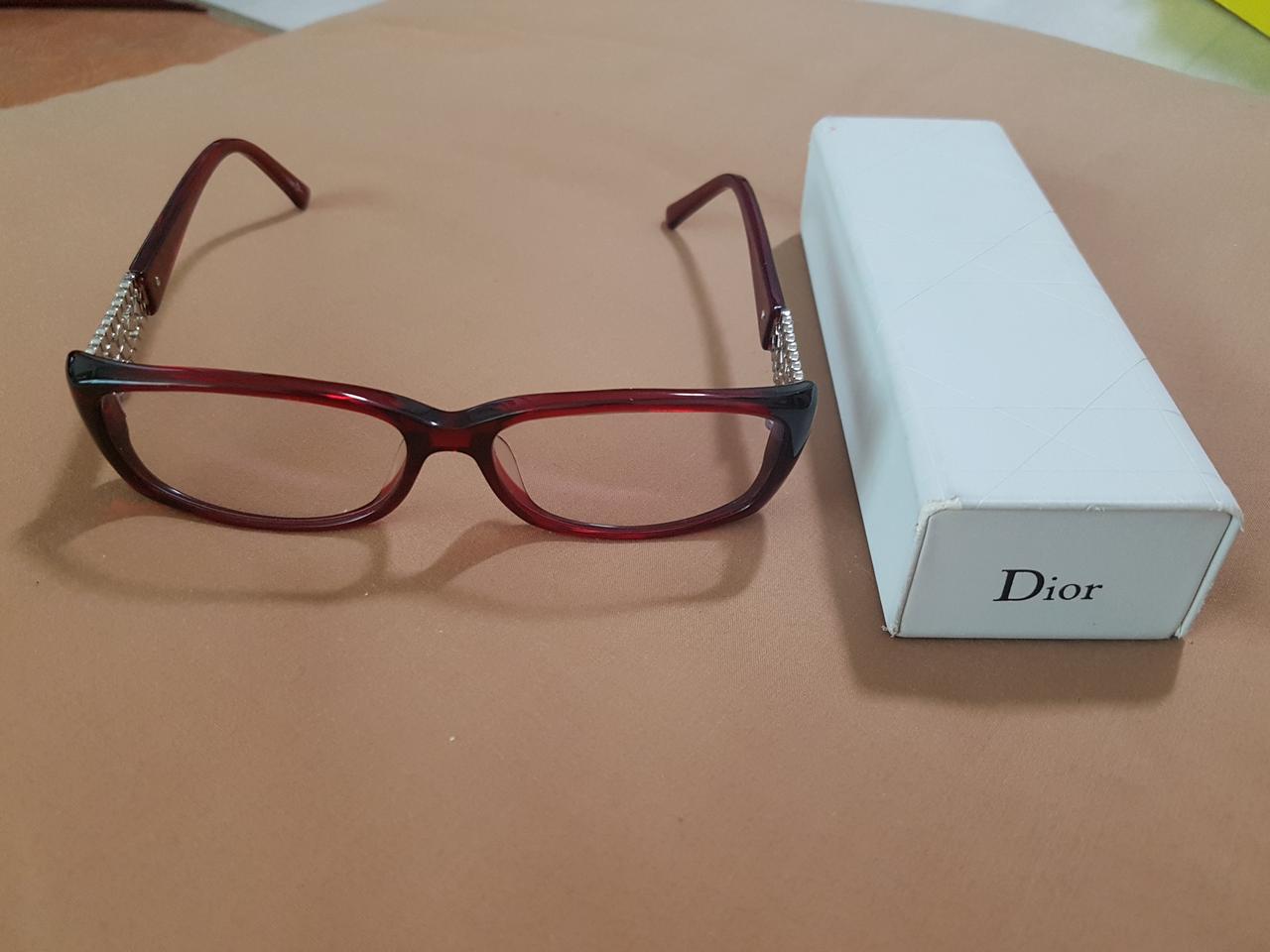 디올 와인뿔테안경