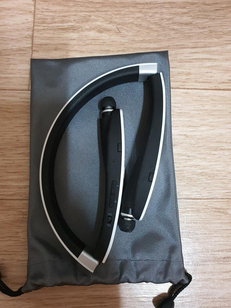 블루트스 이어폰 팔아요