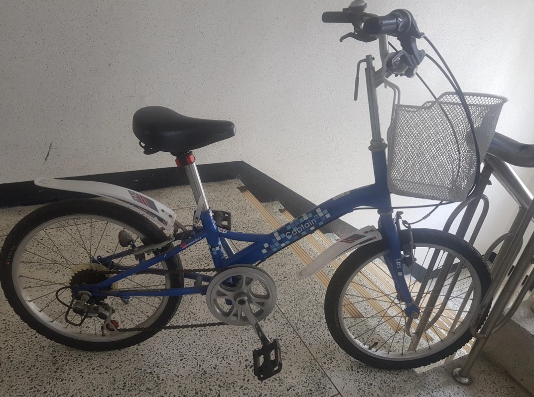 깨끗한 초등학생 바구니 자전거+ 번호키 무료