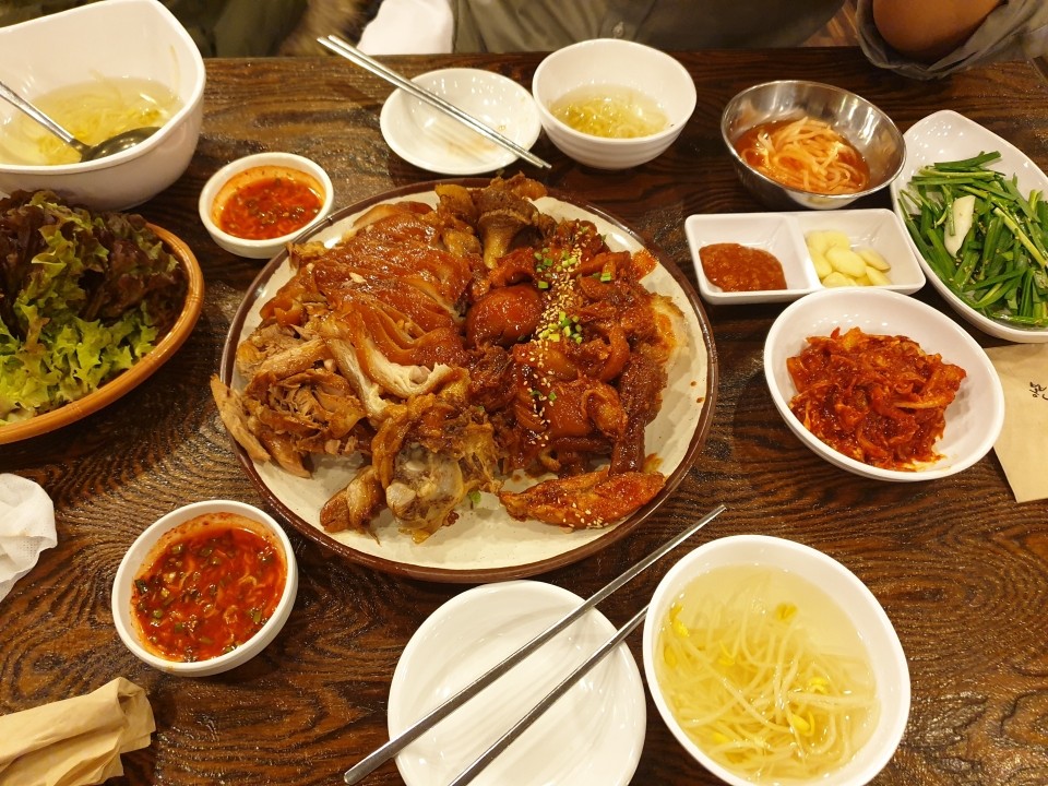 왓챠플레이 프리미엄(4K UHD 화질) 6개월 4인 이용권