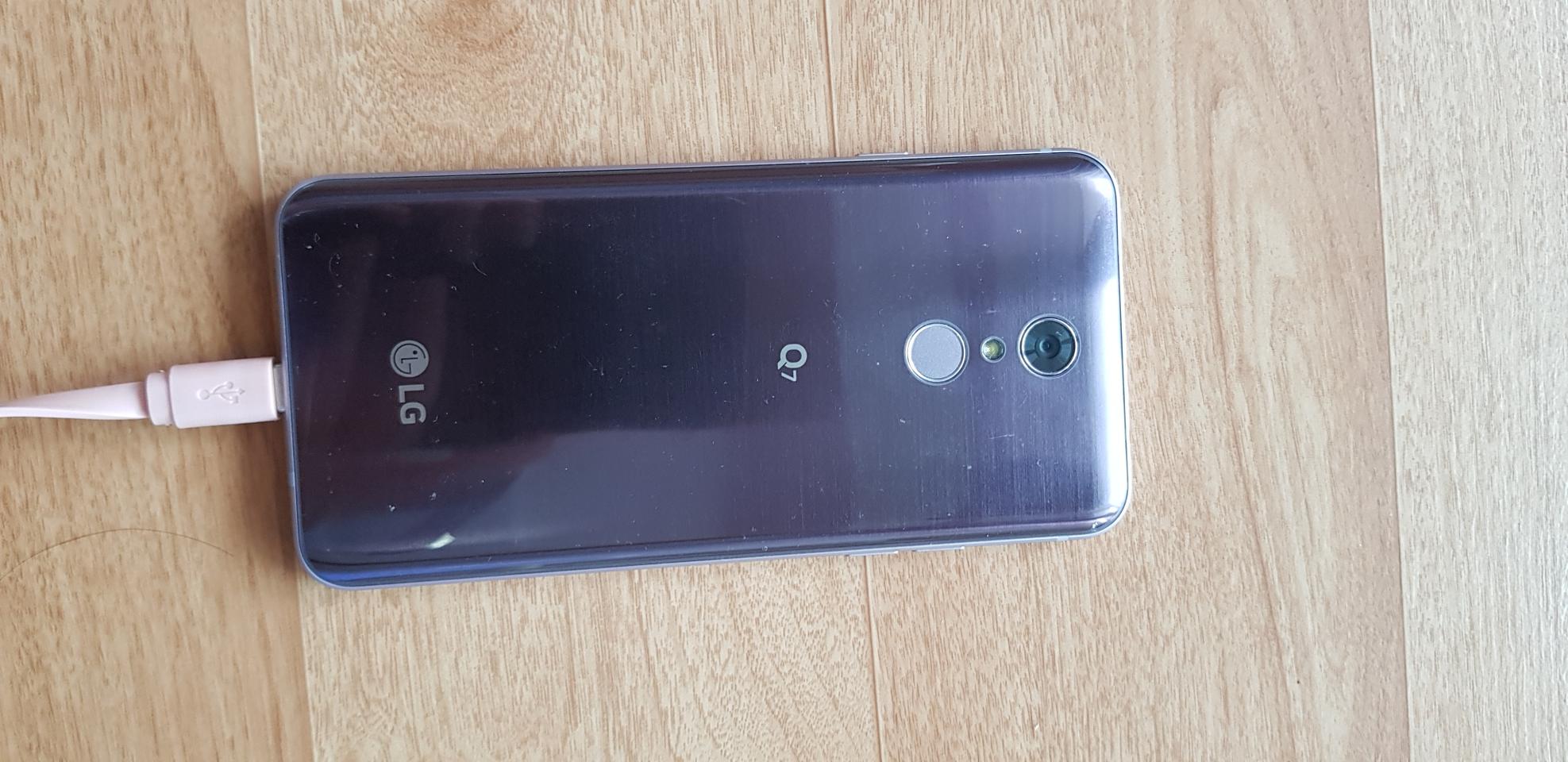 LG Q7부품용판매합니다