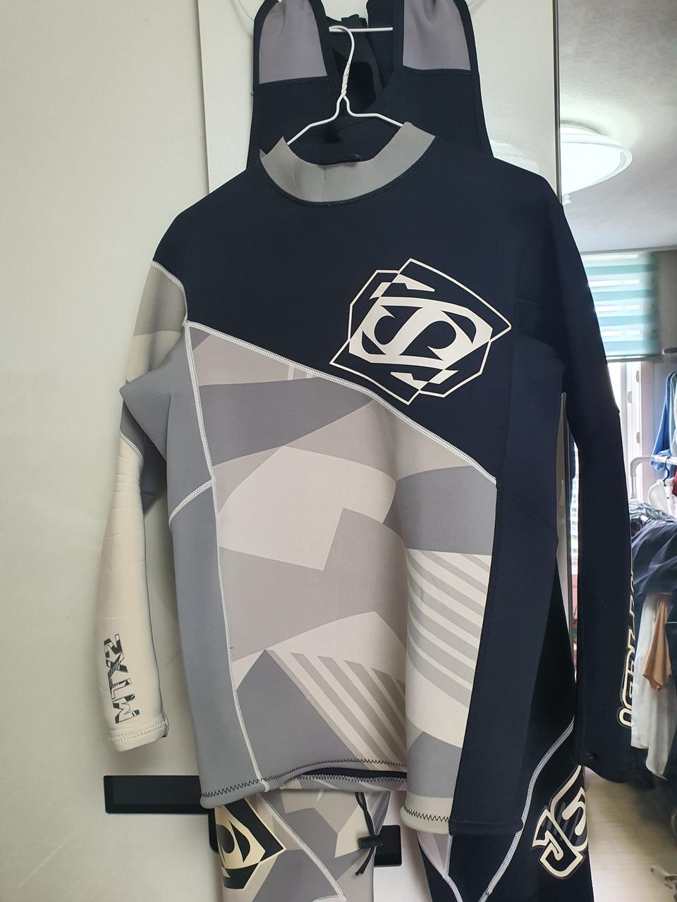 제트파일럿 서핑 제트스키슈트팝니다