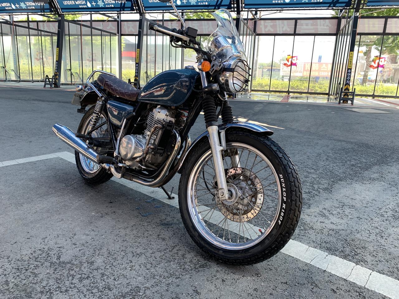 혼다 CB400SS 정식 서류 차량 입니다