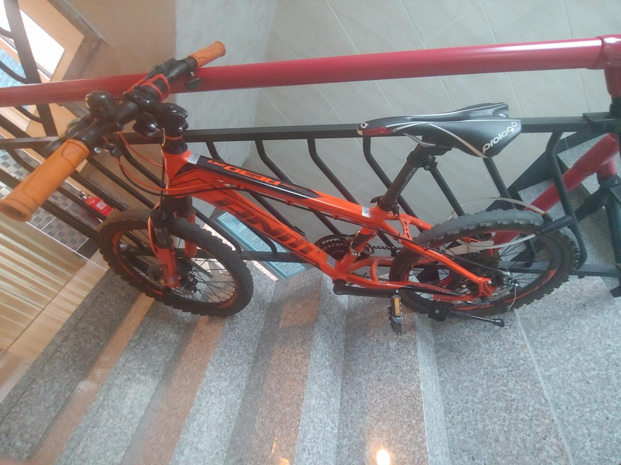 어린이 자전거. 21단 MTB