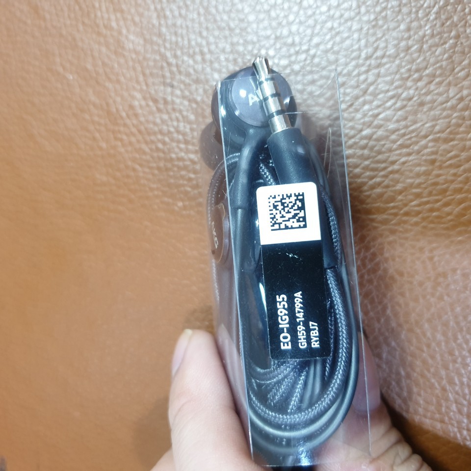 삼성 akg 이어폰 팝니다