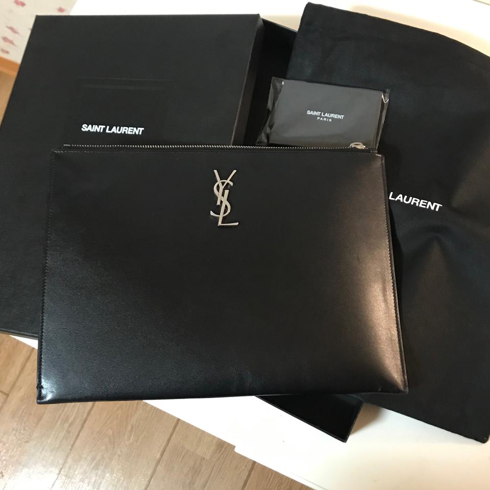 입생로랑 메탈 모노그램 클러치