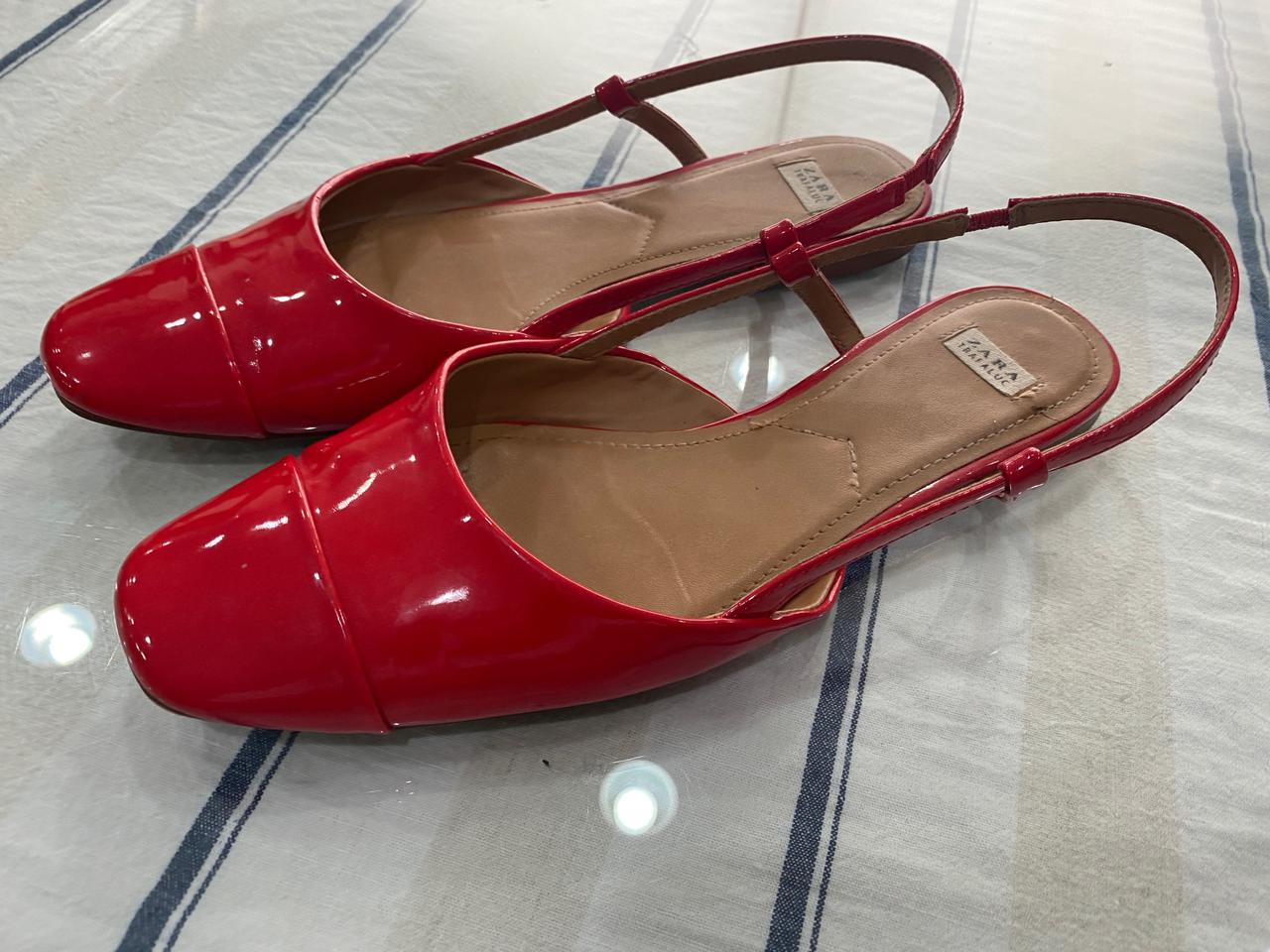 자라 Zara 슬링백 플랫 샌들 240