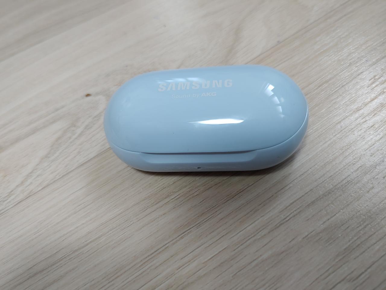 갤럭시버즈 플러스(블루) 충전케이스 판매합니다
