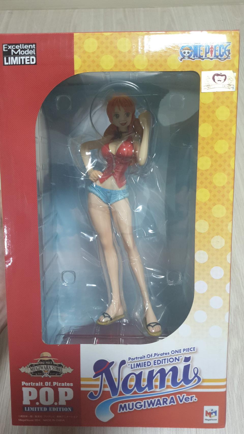 POP 나미 피규어 판매합니다^^