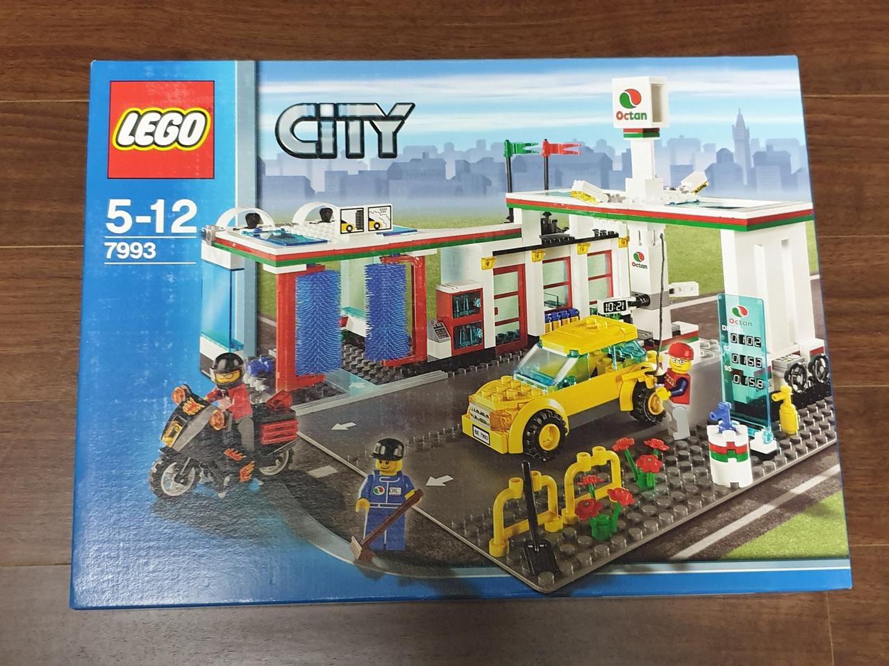 레고 시티 7993  판매합니다.