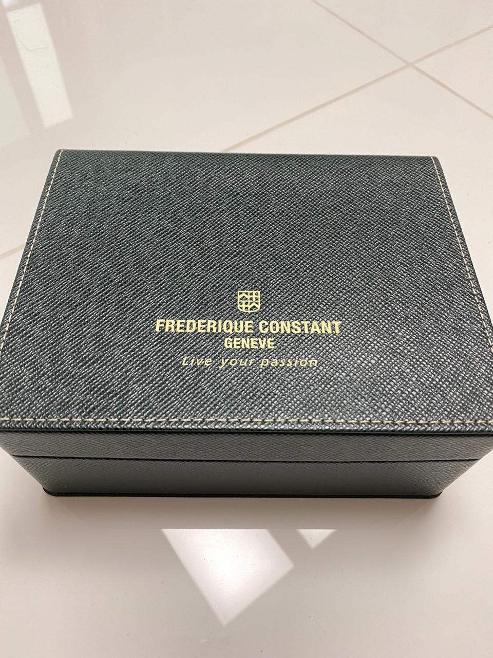 프레드릭 콘스탄트 하트비트 문페이즈 팝니다.