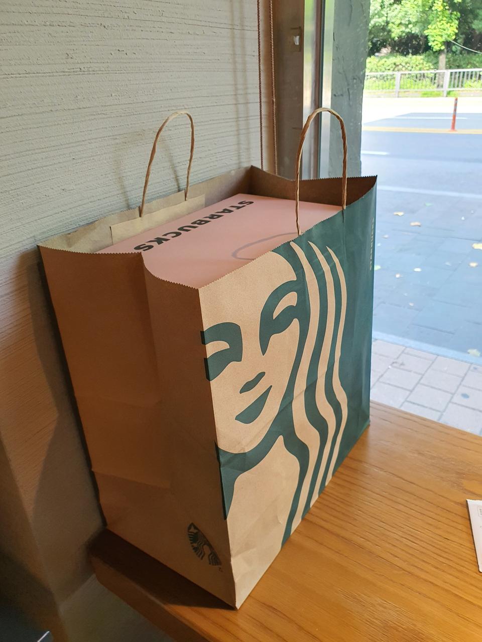 스타벅스 서머 레디백 핑크