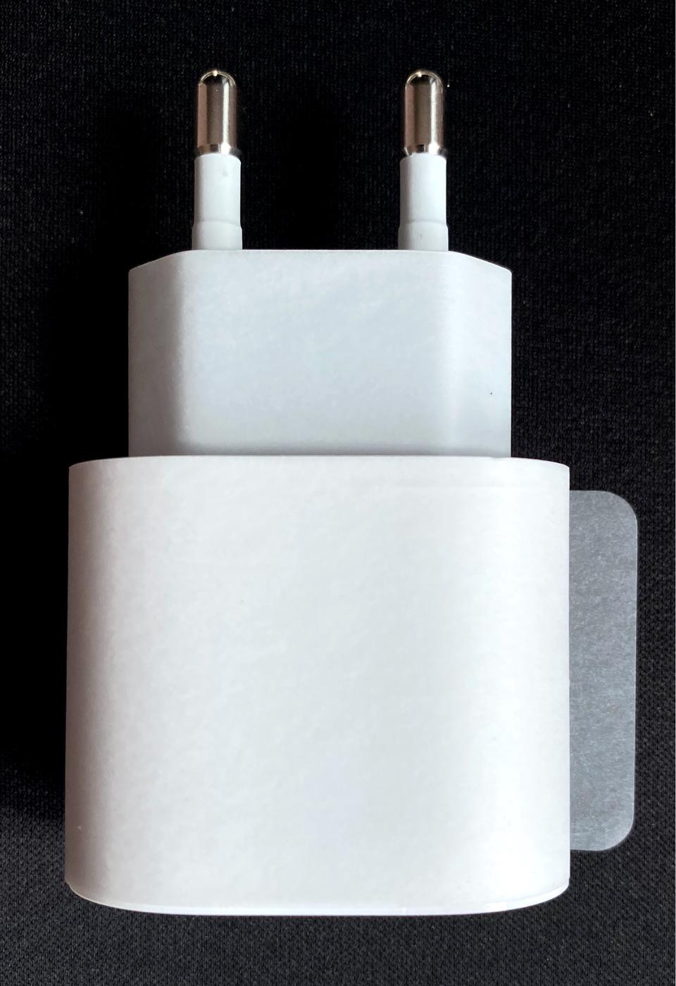 애플 20W USB-C전원 어탭터 미사용 제품