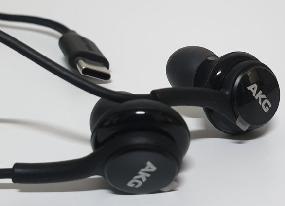갤럭시s20 번들 이어폰 akg c타입