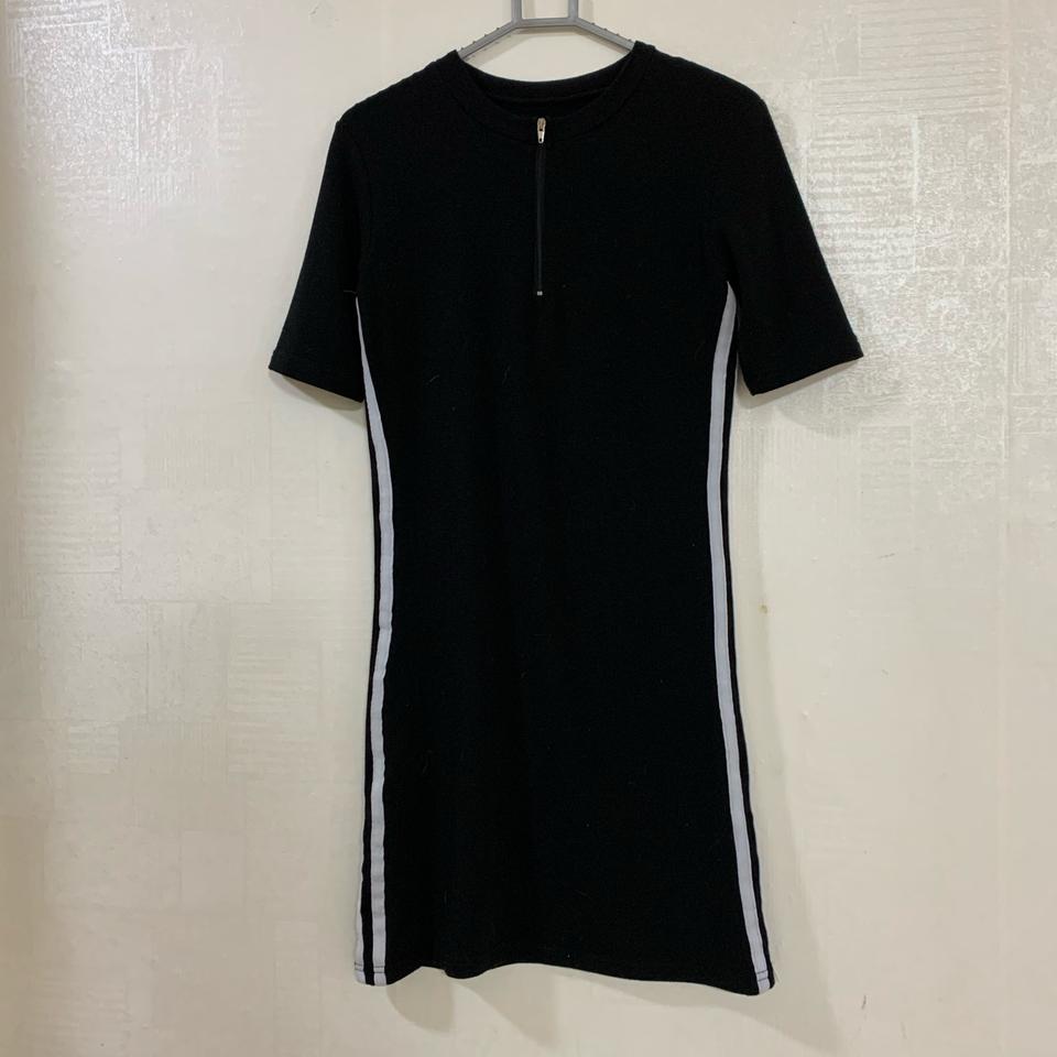 두줄 라인 원피스