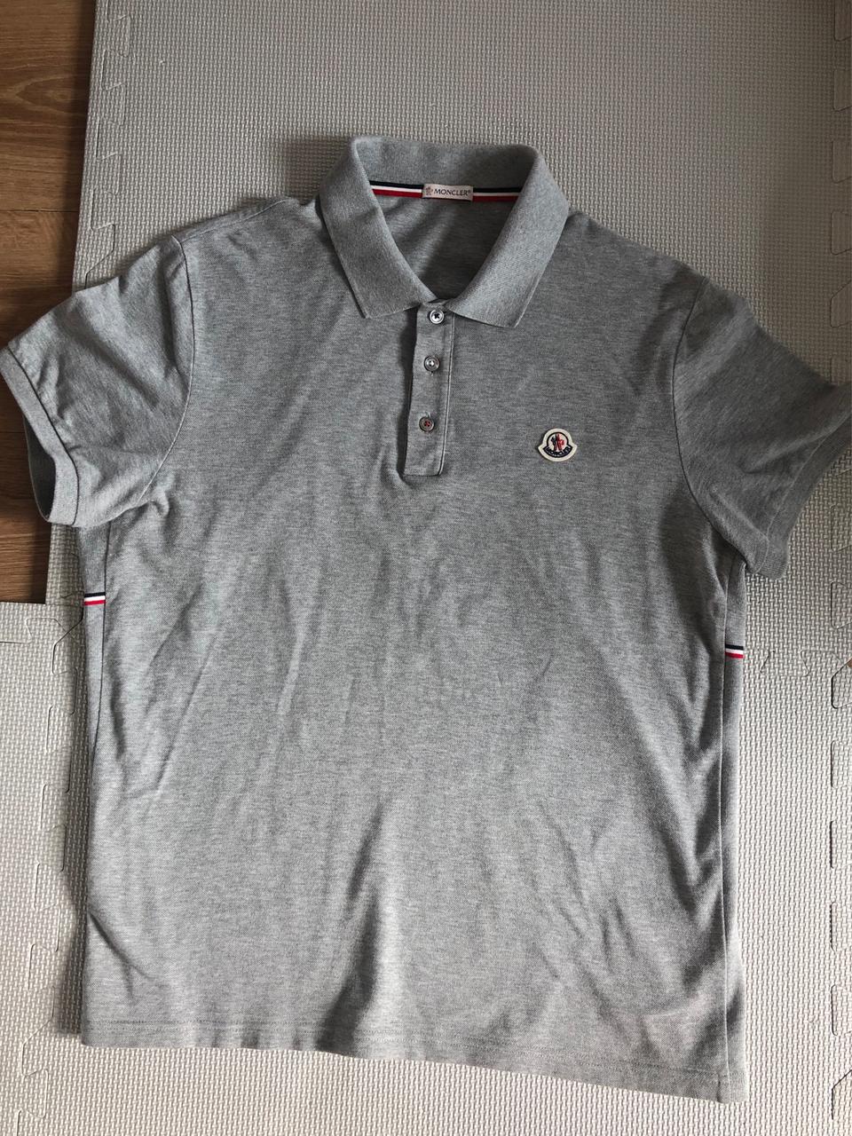 몽클레어 라인삼선 반팔카라티 L