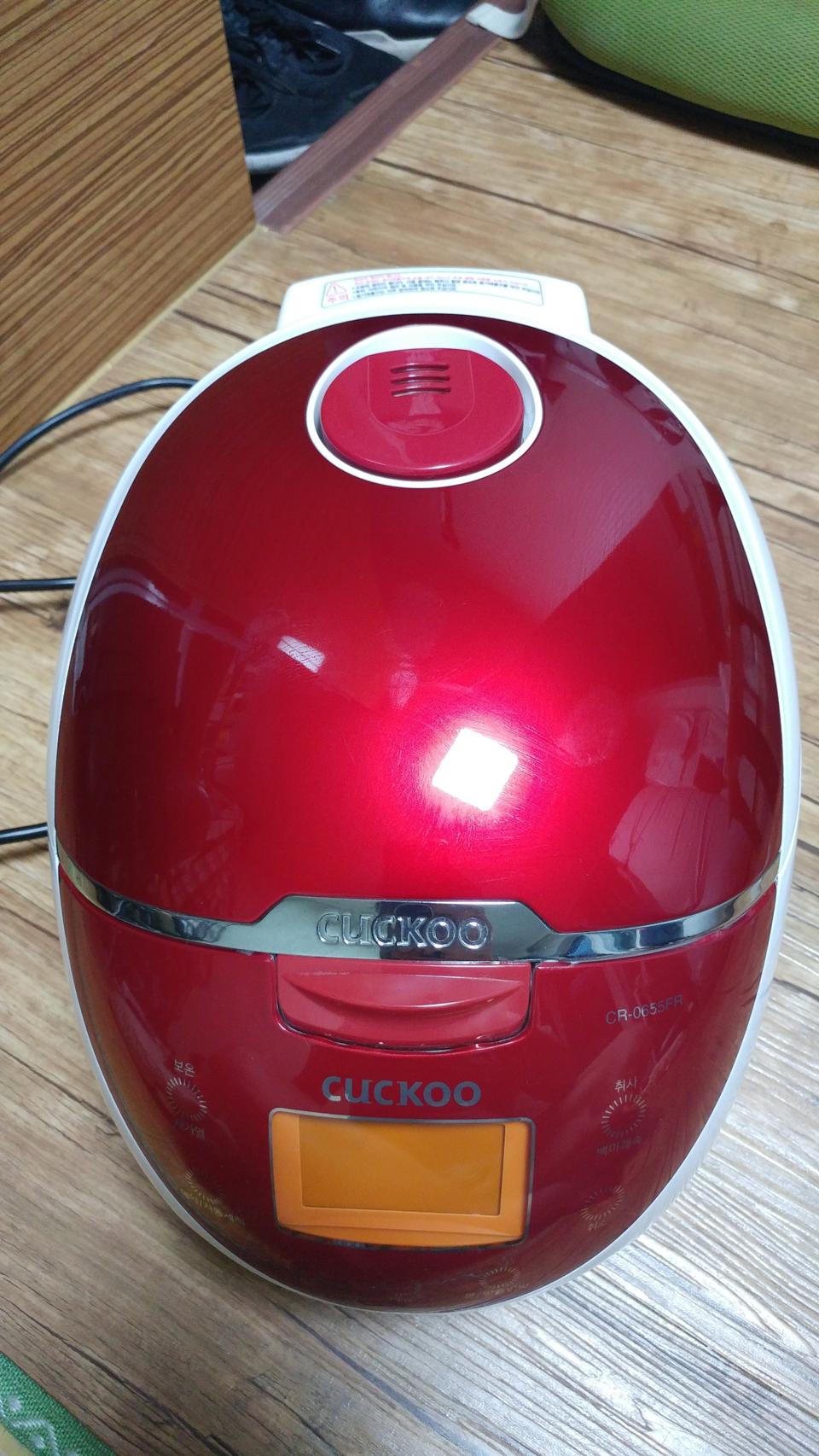 쿠쿠 6인용 전기밥솥 CR-0655FR