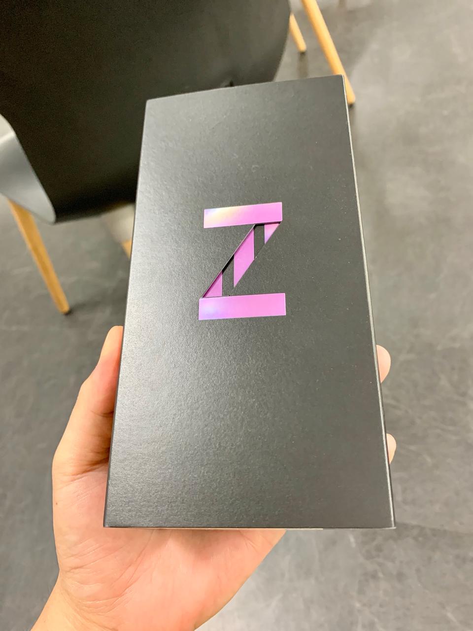 삼성 z플립 256기가 퍼플 새상품