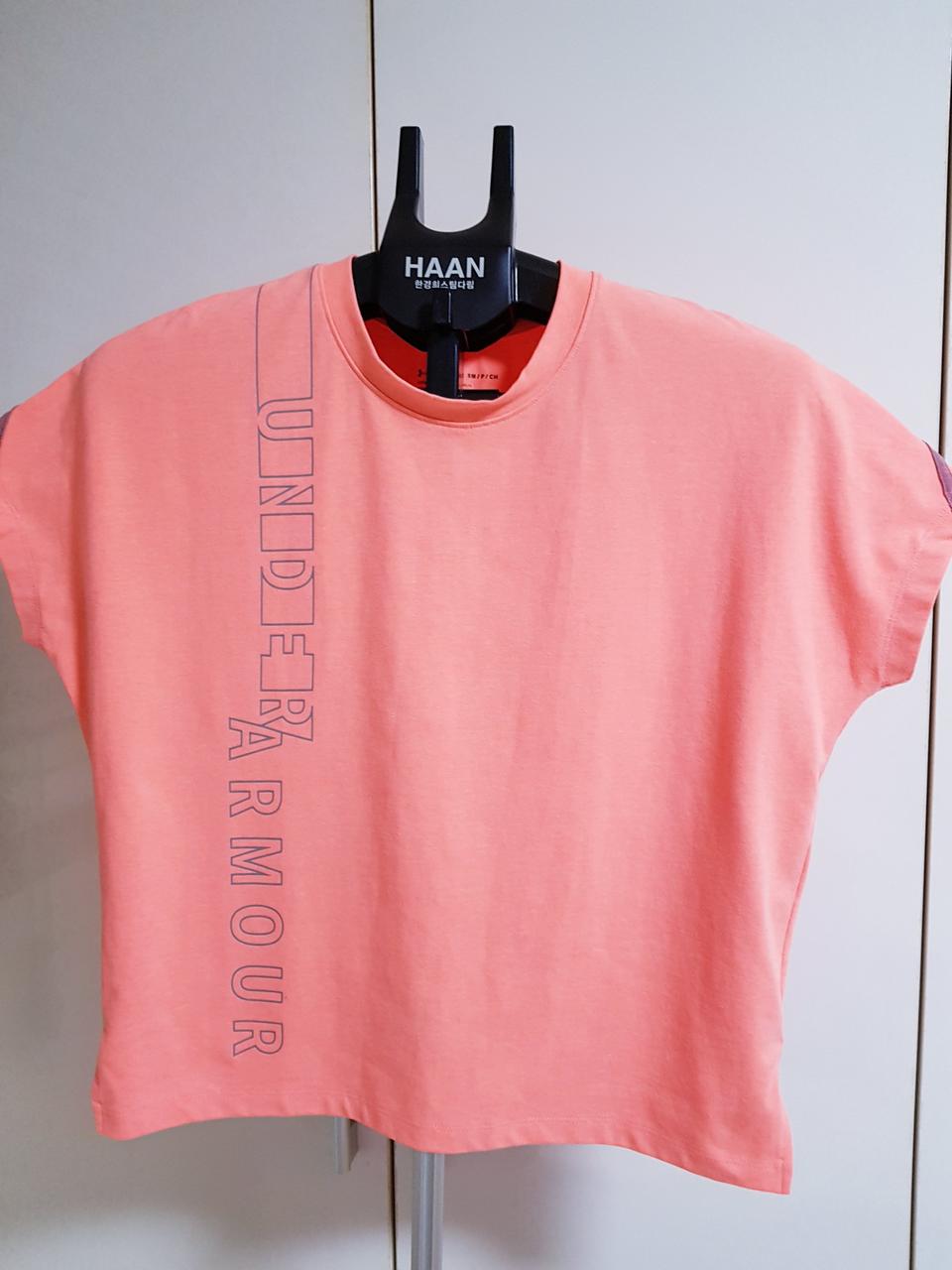 언더아머 여성상의