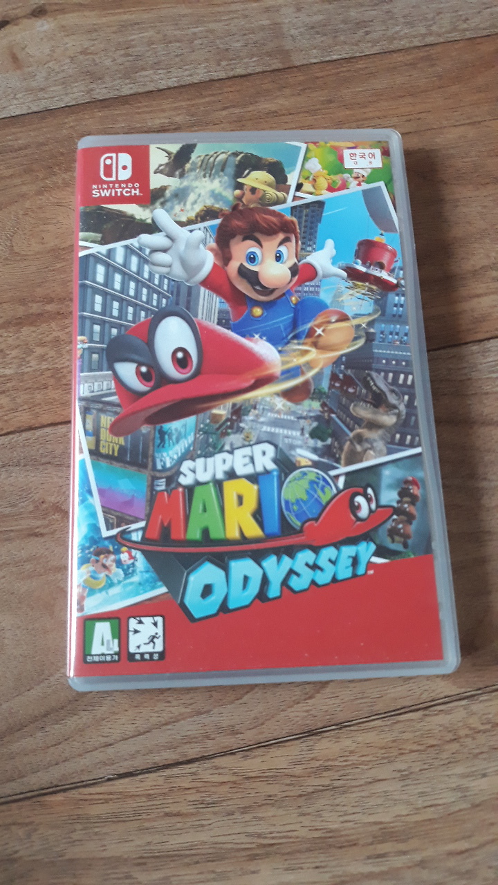 딘텐도 마리오 오디세이 팝니다.
