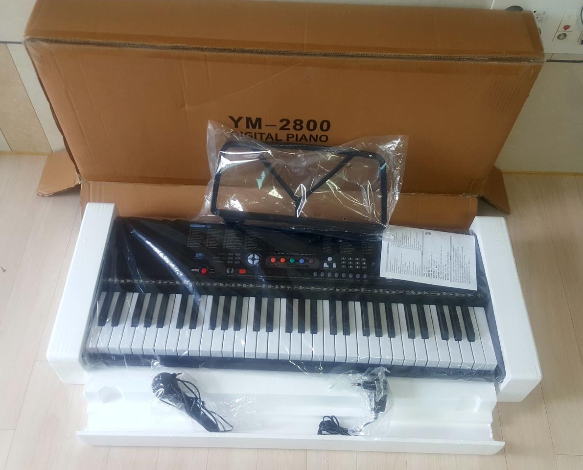 (새상품)61개건반/디지털 피아노