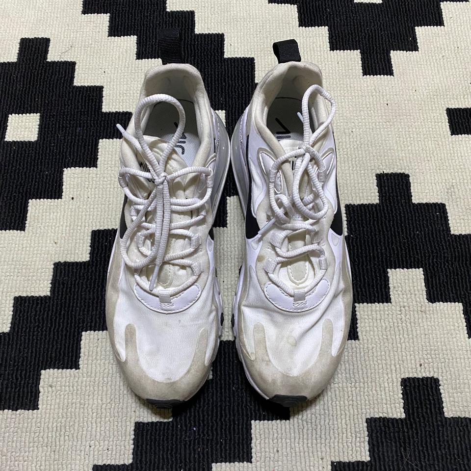 나이키 에어맥스 리액트 235