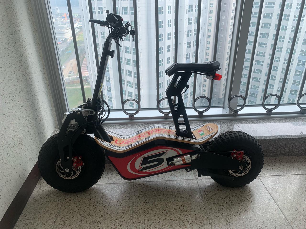 벨로시패로 매드 1600W 판매